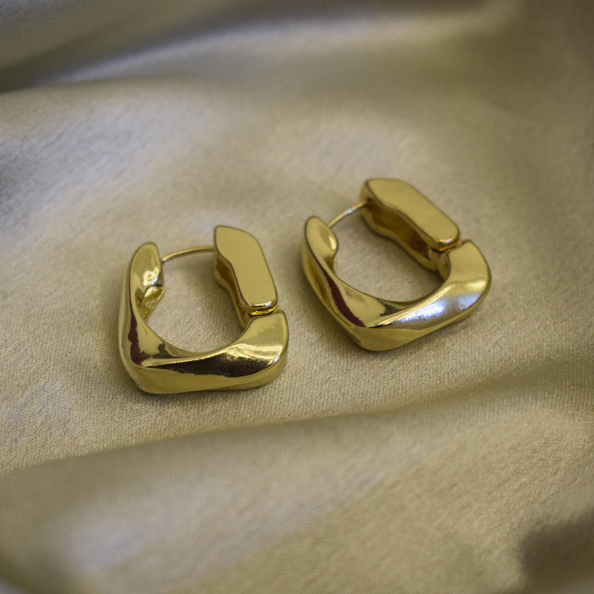 modern latch earrings